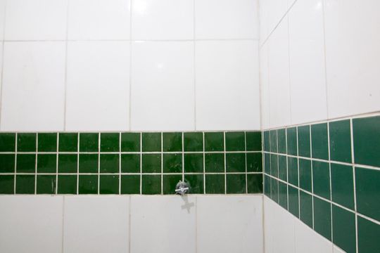 Banheiro de kitnet/studio para alugar com 1 quarto, 35m² em Jardim Paraiso, Votorantim