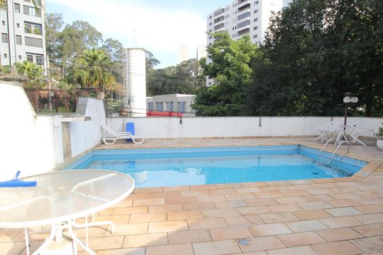Área comum - Piscina de apartamento para alugar com 3 quartos, 242m² em Vila Suzana, São Paulo