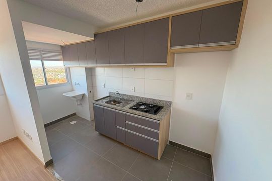 Cozinha de apartamento para alugar com 1 quarto, 34m² em Setor dos Funcionários, Goiânia