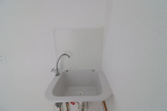 Área de Serviço de apartamento para alugar com 2 quartos, 34m² em Veleiros, São Paulo