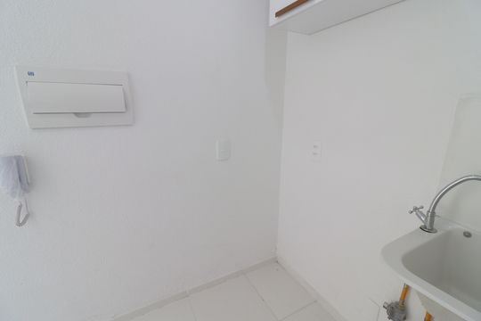 Área de Serviço de apartamento para alugar com 2 quartos, 34m² em Veleiros, São Paulo