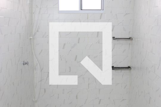 Banheiro de casa para alugar com 3 quartos, 80m² em Setor dos Funcionários, Goiânia