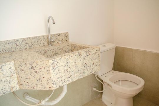 Lavabo de casa de condomínio à venda com 3 quartos, 100m² em Vila Maria Luiza, Goiânia