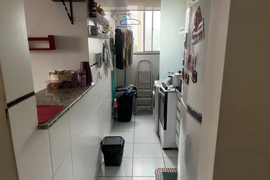 Cozinha de casa de condomínio à venda com 2 quartos, 44m² em Jardim Nova Europa, Campinas