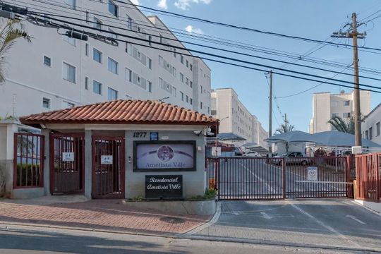 Fachada de casa de condomínio à venda com 2 quartos, 44m² em Jardim Nova Europa, Campinas