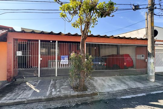 Fachada de casa à venda com 3 quartos, 130m² em Jardim Santo Ignacio, São Bernardo do Campo