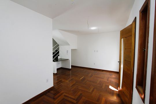 Casa de Condomínio à venda com 2 quartos, 126m² em Salgado Filho, Belo Horizonte
