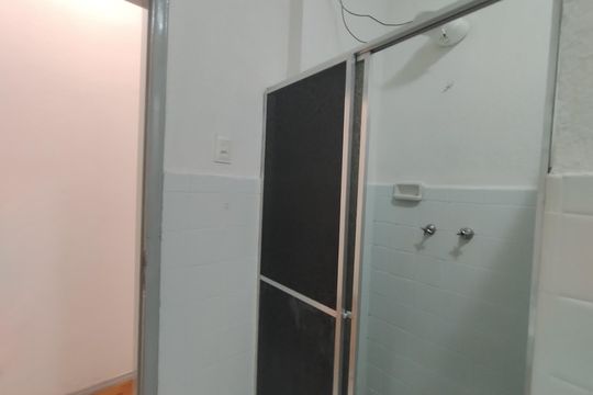 Banheiro de apartamento para alugar com 3 quartos, 110m² em Lourdes, Belo Horizonte