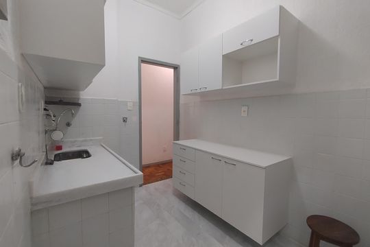 Cozinha de apartamento para alugar com 3 quartos, 110m² em Lourdes, Belo Horizonte