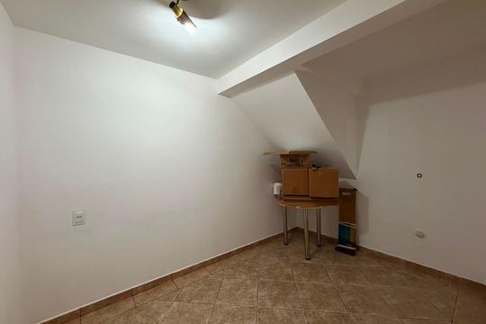 Casa à venda com 3 quartos, 233m² em Retiro, Jundiaí