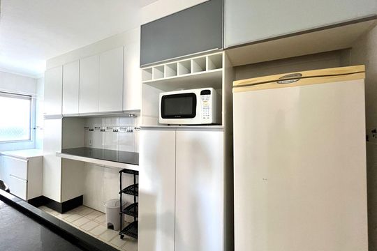 Cozinha de apartamento à venda com 2 quartos, 60m² em Jardim Bom Sucesso, Campinas