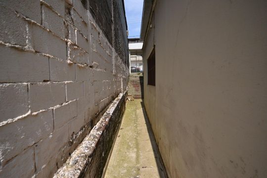 Quintal de casa à venda com 5 quartos, 240m² em Vila Gomes, São Paulo