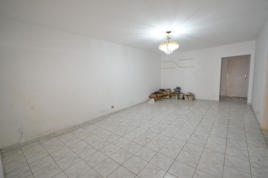 Casa à venda com 5 quartos, 240m² em Vila Gomes, São Paulo