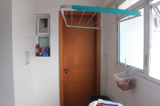 Área de Serviço de apartamento à venda com 3 quartos, 130m² em Barcelona, São Caetano do Sul