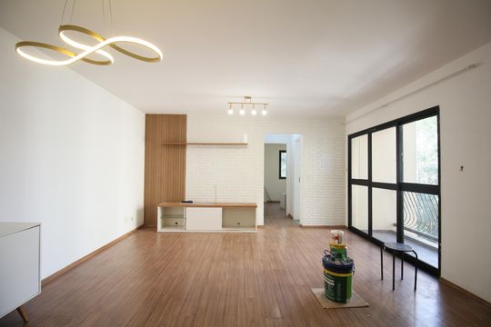 Apartamento para alugar com 2 quartos, 68m² em Jardim Henriqueta, Taboão da Serra