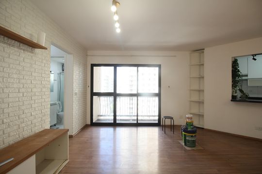 Sala de apartamento para alugar com 2 quartos, 68m² em Jardim Henriqueta, Taboão da Serra