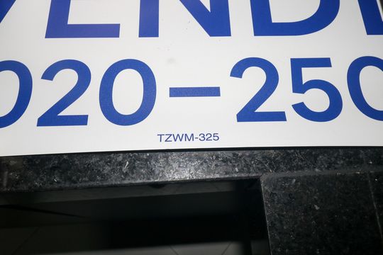 Placa instalada em 04/09/2026 com o código TZWM-325 de apartamento à venda com 3 quartos, 98m² em Parque Oratório, Santo André