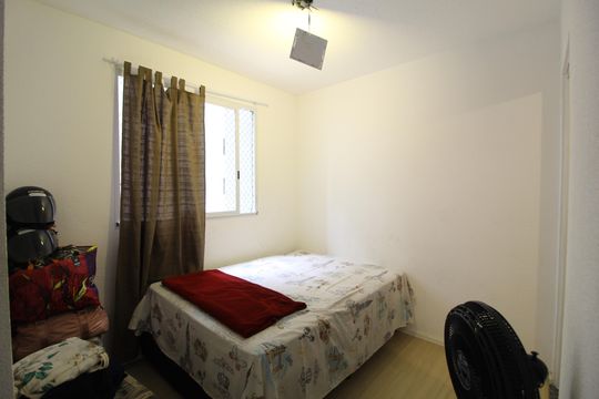 Quarto 2 de apartamento para alugar com 2 quartos, 50m² em Taquara, Rio de Janeiro