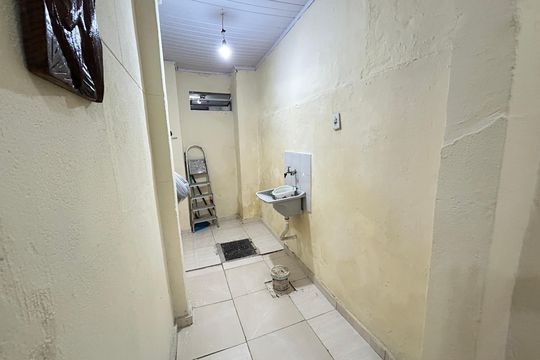 Área de Serviço de apartamento para alugar com 2 quartos, 60m² em Rocha Miranda, Rio de Janeiro