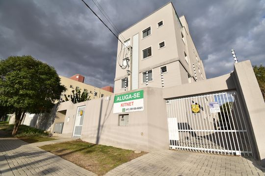Fachada de kitnet/studio para alugar com 1 quarto, 30m² em Jardim das Américas, Curitiba