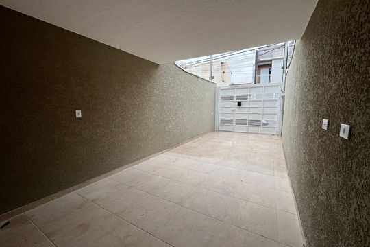 Garagem de casa à venda com 2 quartos, 93m² em Freguesia do Ó, São Paulo