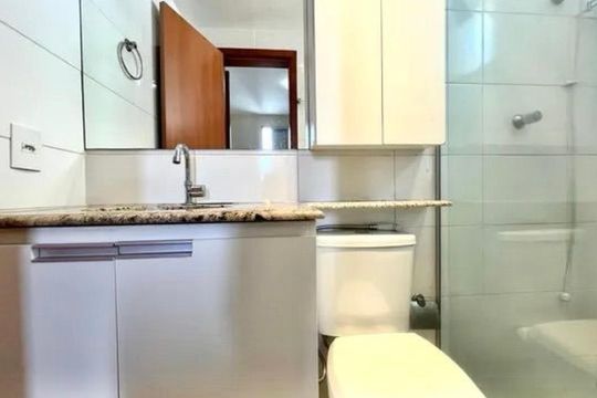 Banheiro  de apartamento para alugar com 3 quartos, 82m² em Castelo, Belo Horizonte