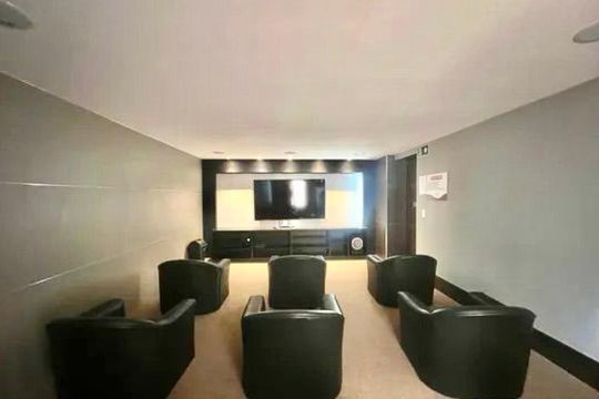 Sala de cinema  de apartamento para alugar com 3 quartos, 82m² em Castelo, Belo Horizonte
