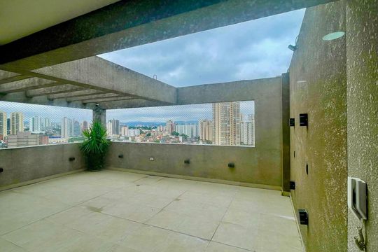 Área comum de kitnet/studio para alugar com 1 quarto, 30m² em Jardim Madeirense, Guarulhos