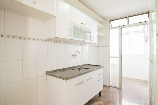 Cozinha de apartamento para alugar com 2 quartos, 60m² em Vila Gomes Cardim, São Paulo