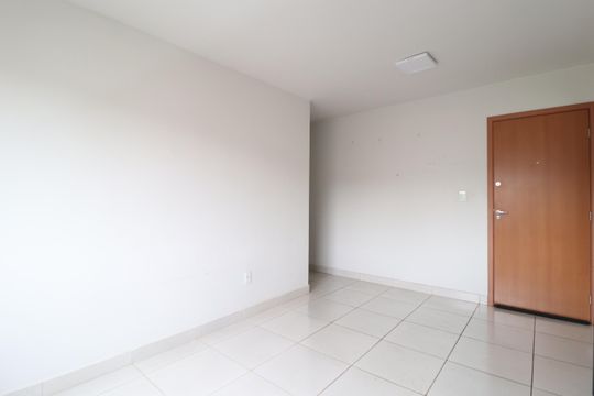 Sala de apartamento para alugar com 2 quartos, 52m² em Daniel Fonseca, Uberlândia