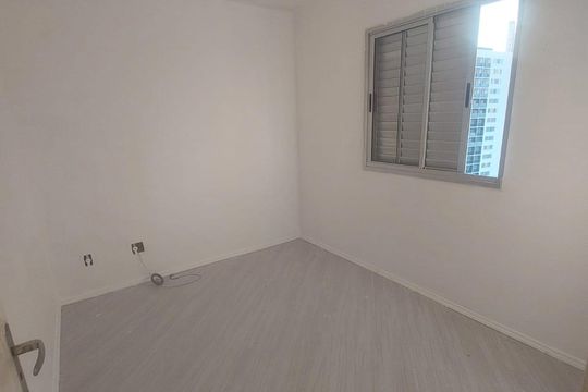 Quarto de apartamento para alugar com 2 quartos, 55m² em Vila Roque, São Paulo