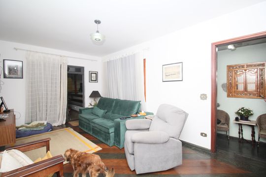 Casa à venda com 4 quartos, 170m² em Vila Sonia, São Paulo