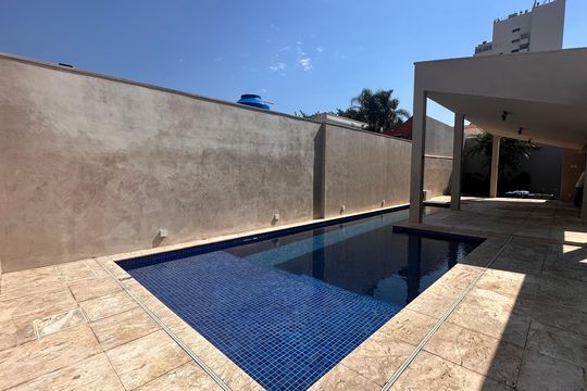 Casa para alugar com 3 quartos, 250m² em Brooklin, São Paulo