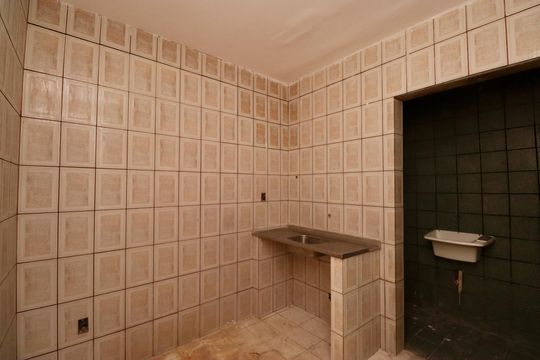 Cozinha de casa para alugar com 1 quarto, 40m² em Itapuã, Salvador