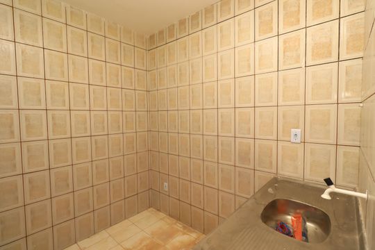 Cozinha de casa para alugar com 1 quarto, 30m² em Itapuã, Salvador