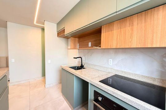 Cozinha de apartamento para alugar com 2 quartos, 47m² em Buritis, Belo Horizonte