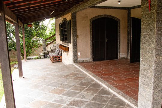 Casa de Condomínio para alugar com 2 quartos, 950m² em Guaratiba, Rio de Janeiro