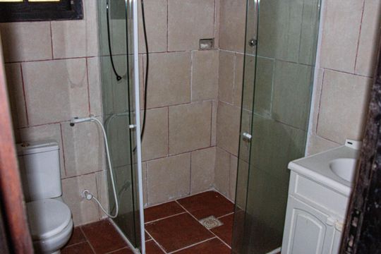 Casa de Condomínio para alugar com 2 quartos, 950m² em Guaratiba, Rio de Janeiro