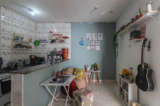 Casa à venda com 2 quartos, 147m² em Vila Tolstoi, São Paulo
