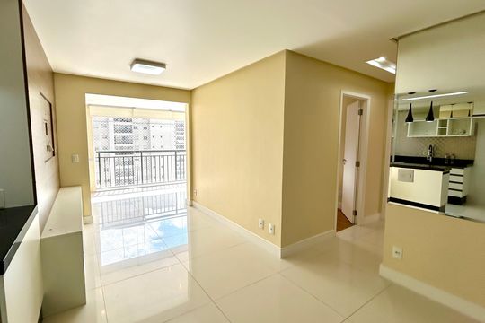 Sala de apartamento à venda com 2 quartos, 68m² em Jardim Flor da Montanha, Guarulhos