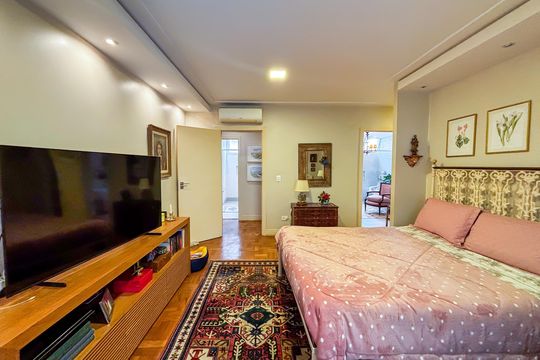 Apartamento à venda com 3 quartos, 261m² em Jardim Paulista, São Paulo