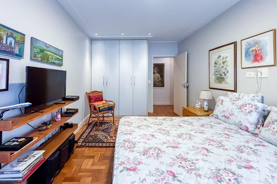 Apartamento à venda com 3 quartos, 261m² em Jardim Paulista, São Paulo