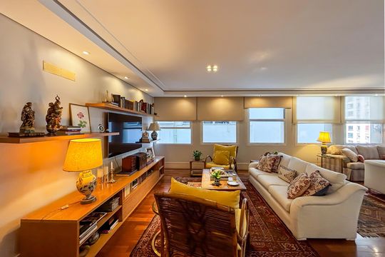 Apartamento à venda com 3 quartos, 261m² em Jardim Paulista, São Paulo