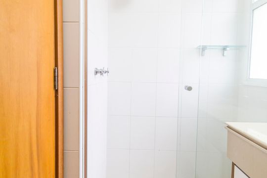 Banheiro da Suíte de apartamento para alugar com 2 quartos, 113m² em Tamboré, Santana de Parnaíba