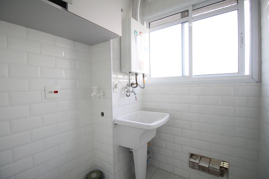 Área de Serviço de apartamento para alugar com 2 quartos, 51m² em Parque Reboucas, São Paulo