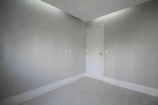 Quarto 2 de apartamento para alugar com 2 quartos, 51m² em Parque Reboucas, São Paulo