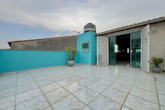 Sacada de casa para alugar com 2 quartos, 125m² em Jardim Las Vegas, Guarulhos