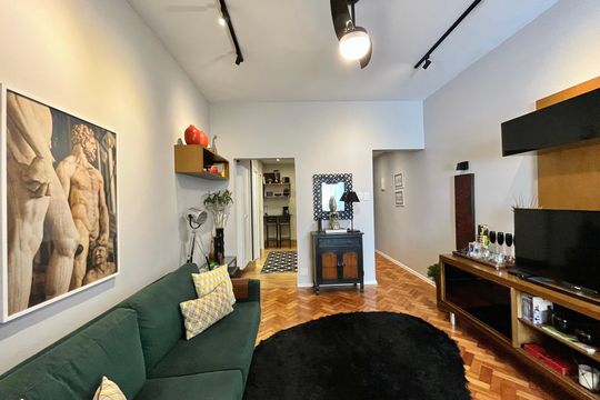 Sala  de apartamento para alugar com 1 quarto, 54m² em Copacabana, Rio de Janeiro