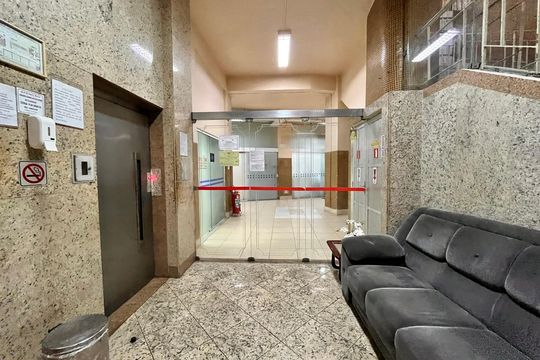 Portaria  de apartamento para alugar com 1 quarto, 54m² em Copacabana, Rio de Janeiro