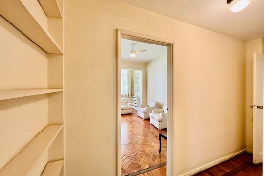 Apartamento à venda com 4 quartos, 180m² em Copacabana, Rio de Janeiro